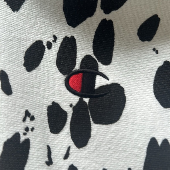 Champion limited edition hooded Dalmatian sweater (ladies: Medium) - Picture 3 of 9